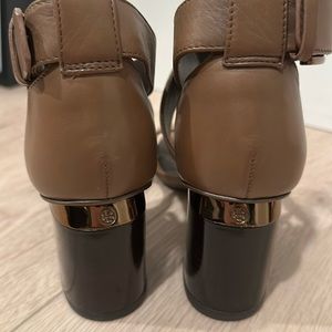 Tory burch block heels in Brown leather